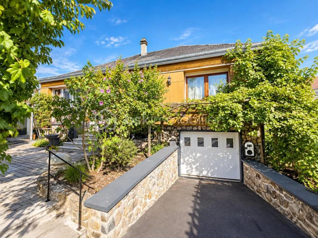 Pavillon individuel – 4 chambres, sous-sol complet et jardin – Saint-Julien