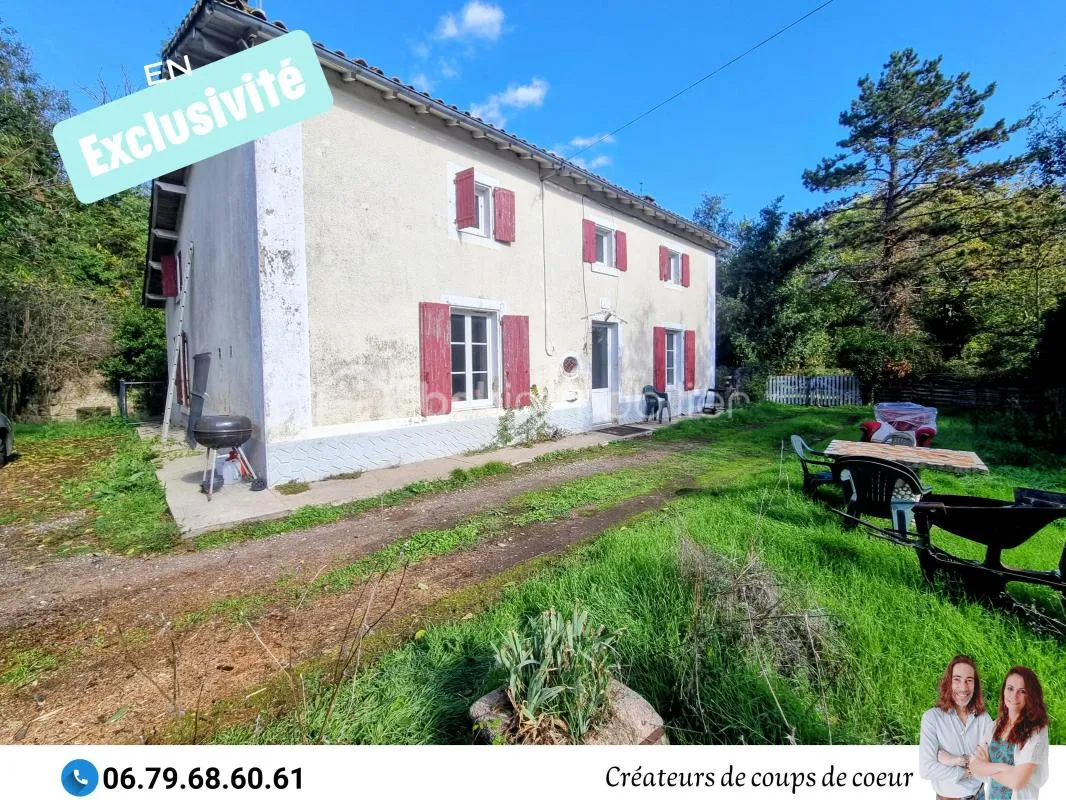Maison en pierre + Mobil home + dépendances troglodytes