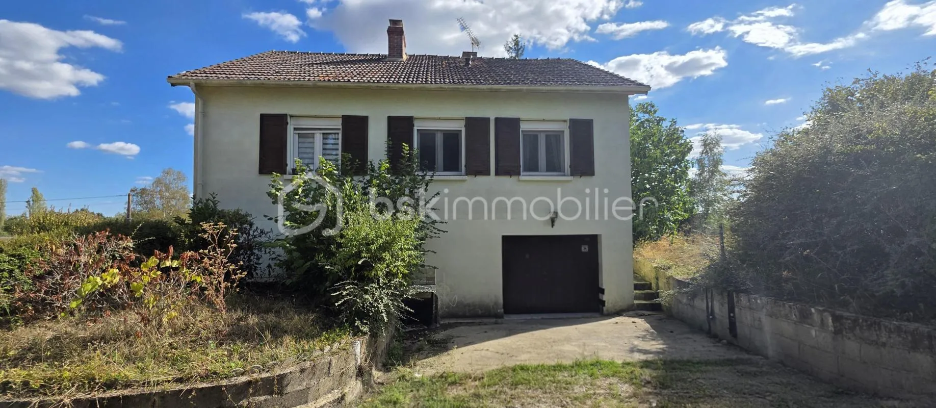 MAISON TRADITIONNELLE ENTIÈREMENT RESTAURÉE – 120 m² – TERRAIN 2 800 m²