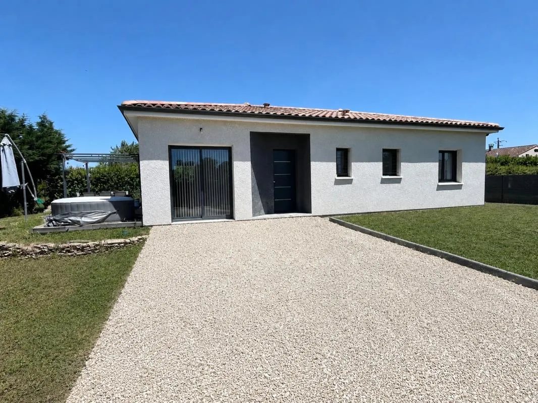 MAISON T4 DE PLAIN PIED DE 2021 630M2 TERRAIN À SAINT JORY