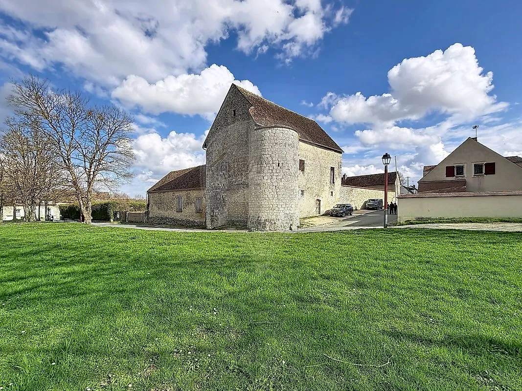 Immeuble 6 chambre(s) à vendre