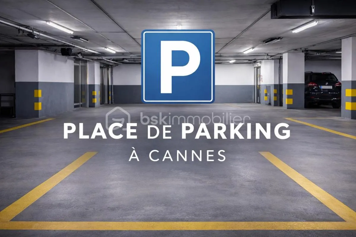 PLACE DE PARKING SECURISEE EN SOUS SOL - RESIDENCE RECENTE - 300 M RUE D'ANTIBES