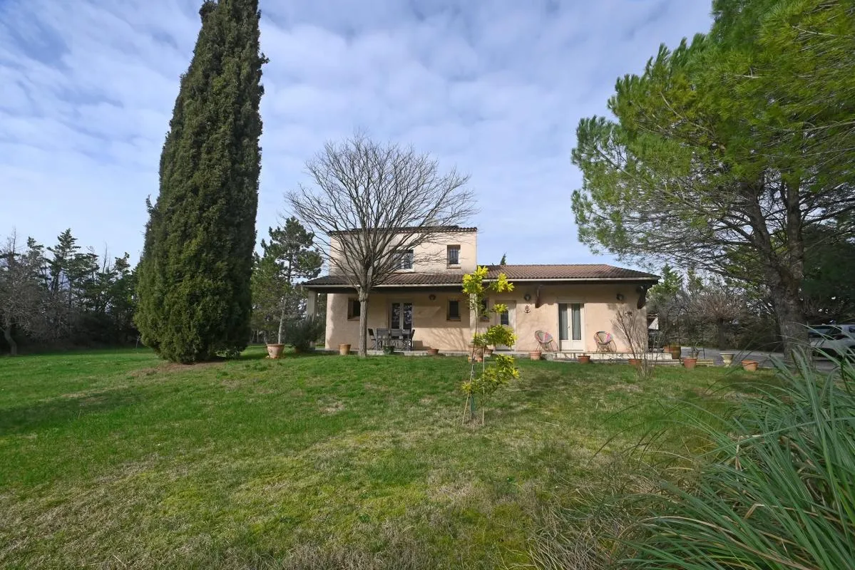 Maison avec piscine, 5 pièces, Saint-Hilaire-de-Brethmas