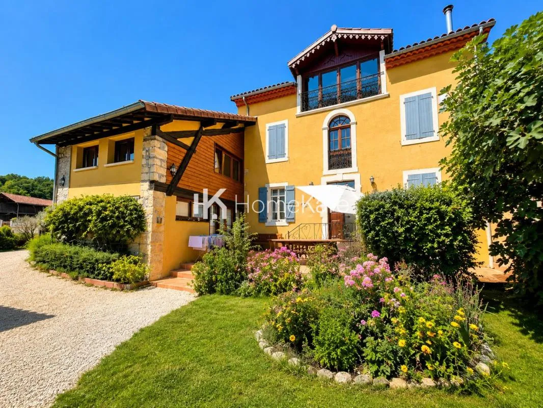 MAISON DE CHARME