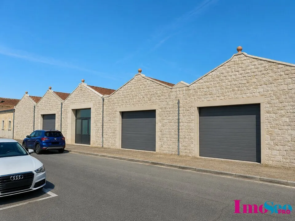 Entrepôt à vendre