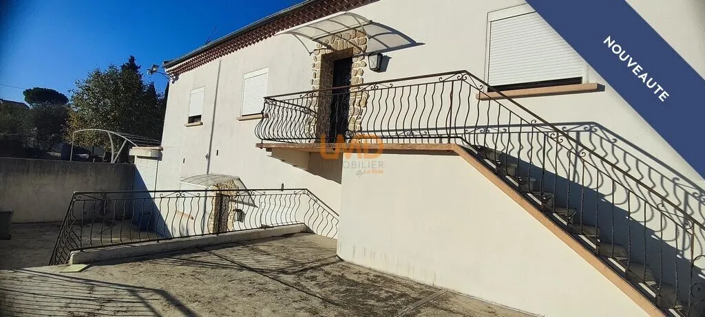 Ales maison157 m2- deux logements possibles - 2 garages et terra