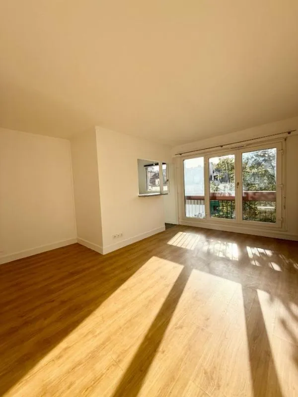 Studio Paris 11ème - sans travaux