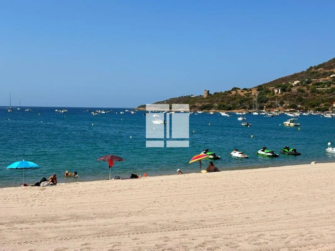 SAGONE – Studio 30m² avec vue mer à 150 m de la plage
