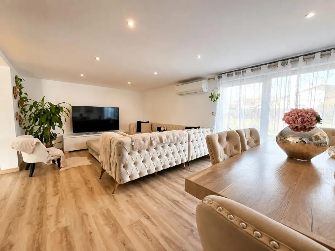 Maison de 4 pièces de 136 m² à Lormont