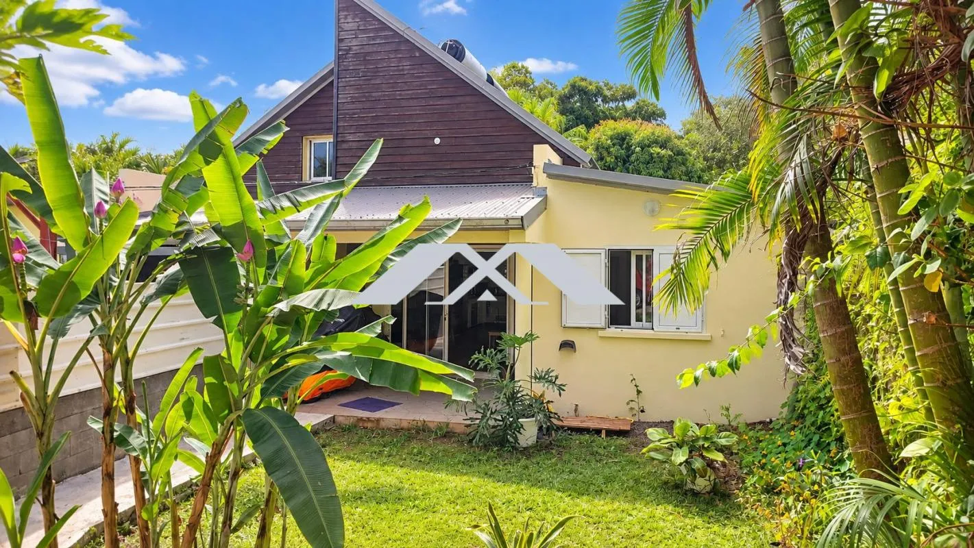Charmante maison type F4 d'environ 72 m² avec jardin tropical -
