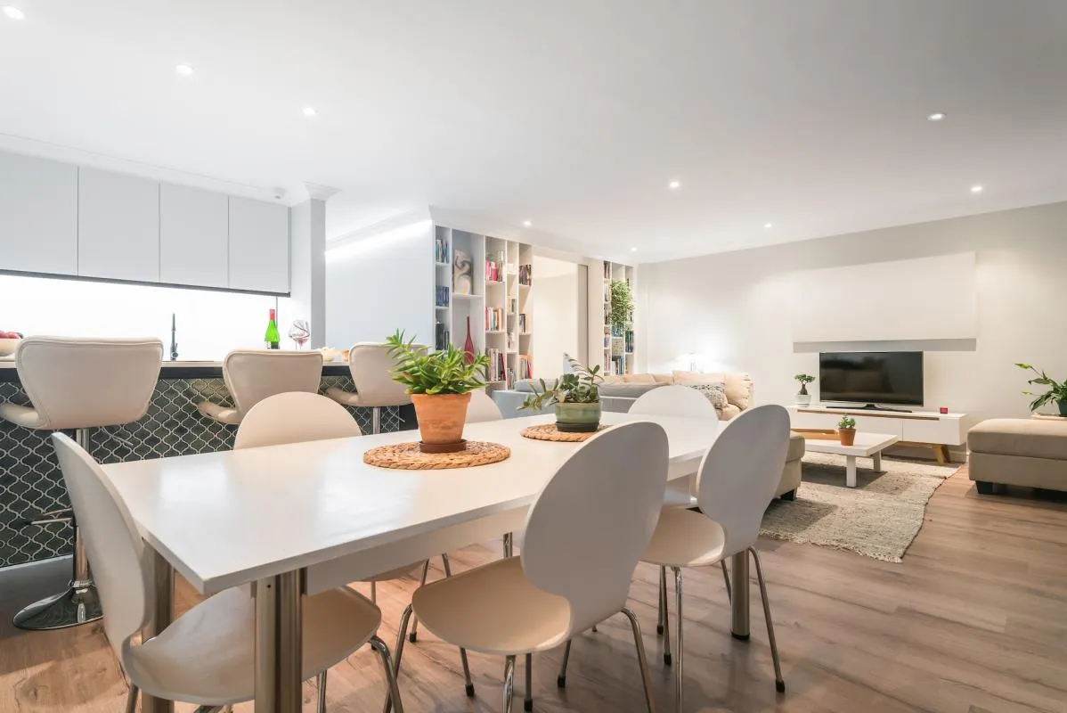 *Rare 4 pièces avec Grand Balcon idéalement situé Proche RER A de Poissy*
