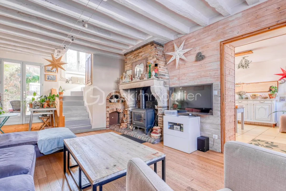 Ensemble immobilier : Maison, appartement et grange