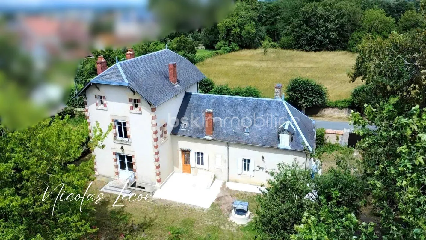 Élégante maison de maître d'environ 210 m² habitables – 6 chambres – Terrain arboré d'environ 2 700 m²