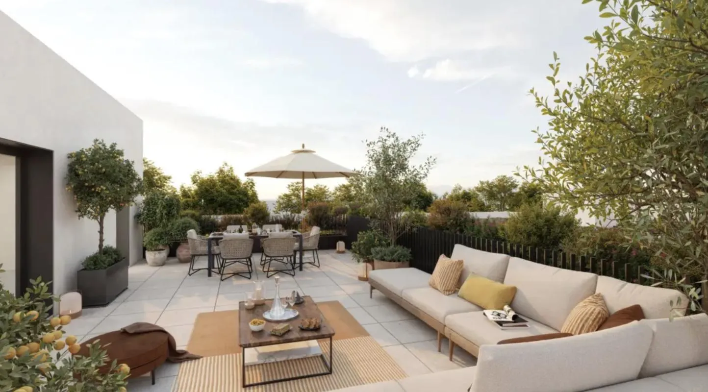 4 PIECES TRAVERSANT AVEC TERRASSE