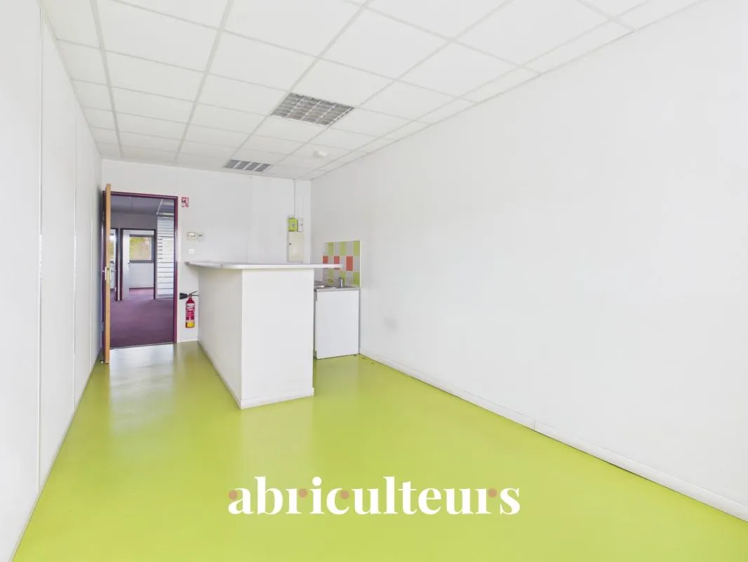 ZAC du Parc d'Archevilliers : Plateaux de bureaux lumineux et climatisés. Un emplacement stratégique pour votre activité - Chartres (28000)0)
