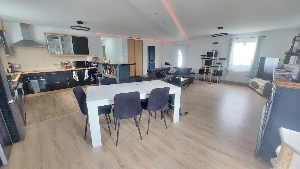 Maison de plain-pied sur Plateau de Blamont 107 m2 - 643m2 de terrain plat et arboré