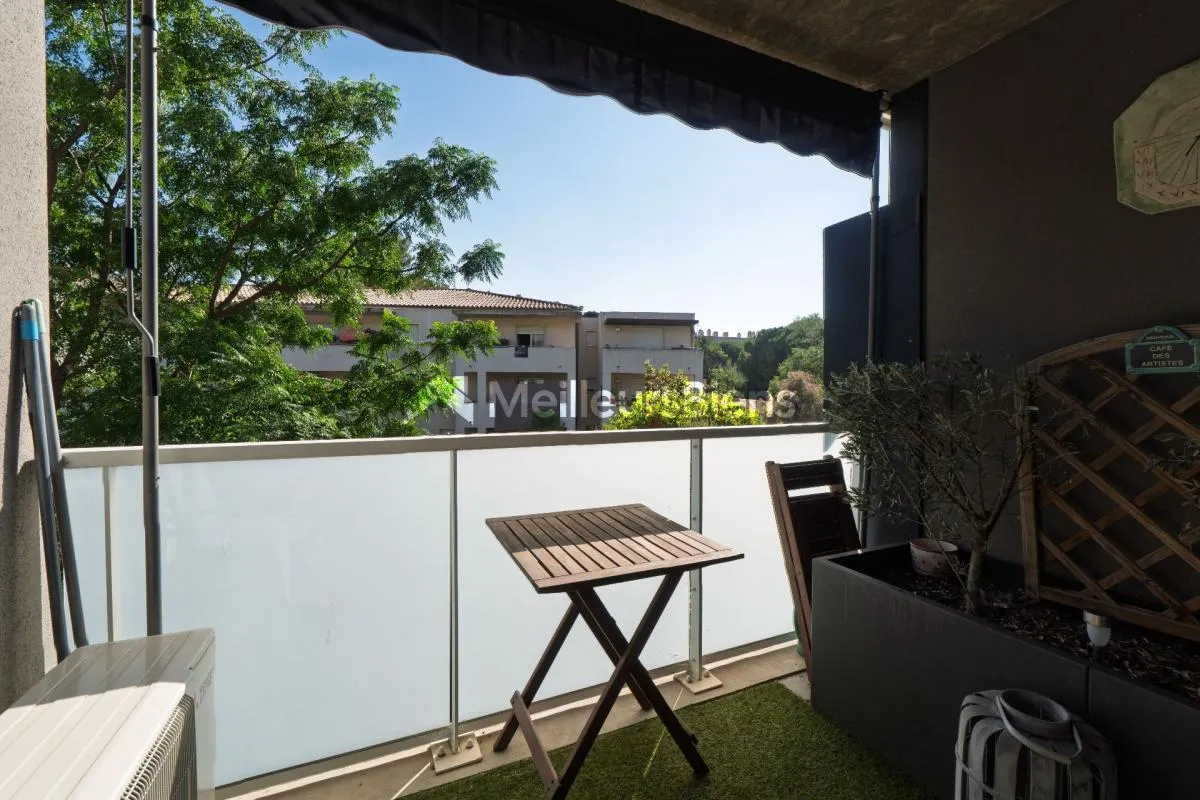Appartement 2 pièces 43,76 m² avec terrasse et parkings à Sète