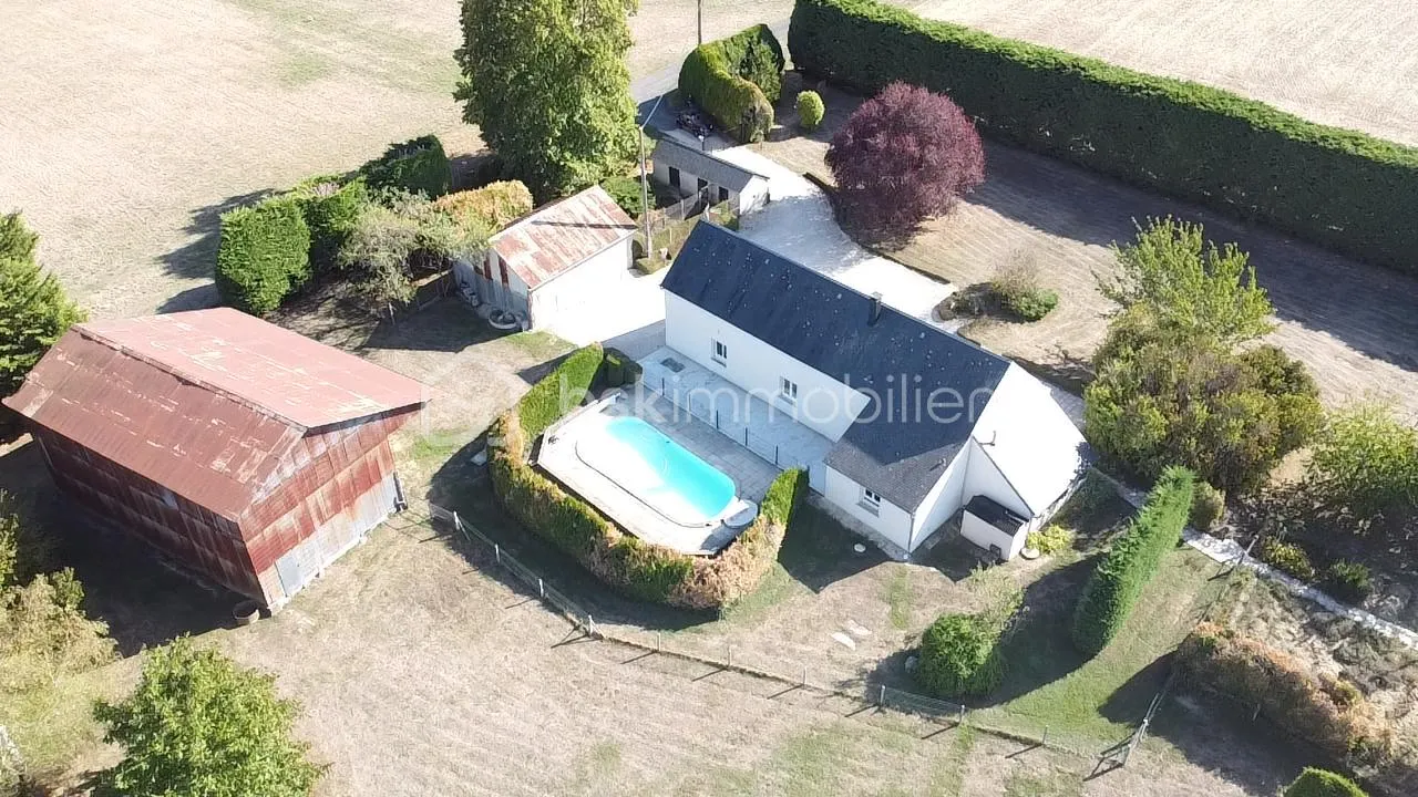 Quiers-sur-Bezonde / Maison sur 1,5 h sans vis-à-vis