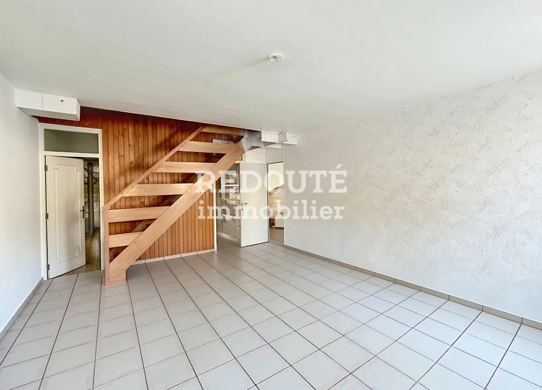 À VENDRE – MAISON À RÉNOVER À REIMS