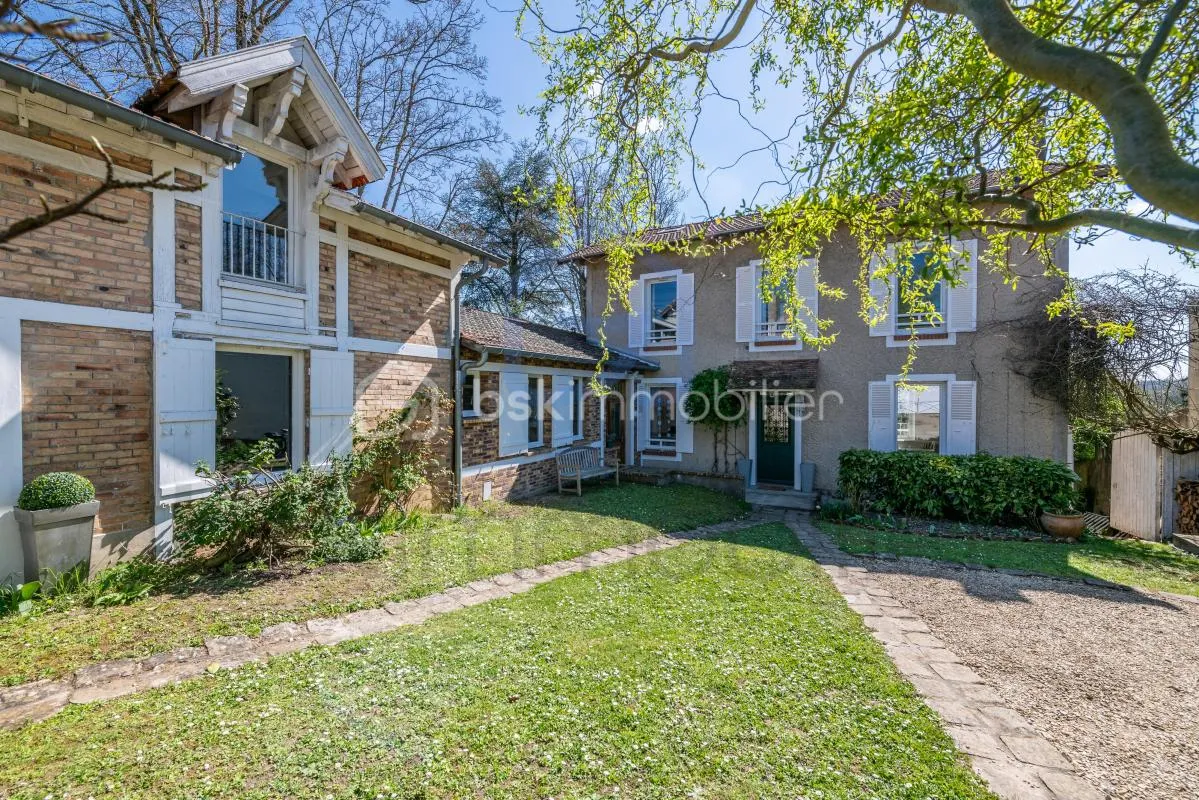 Maison de charme - 261m² - 7 chambres