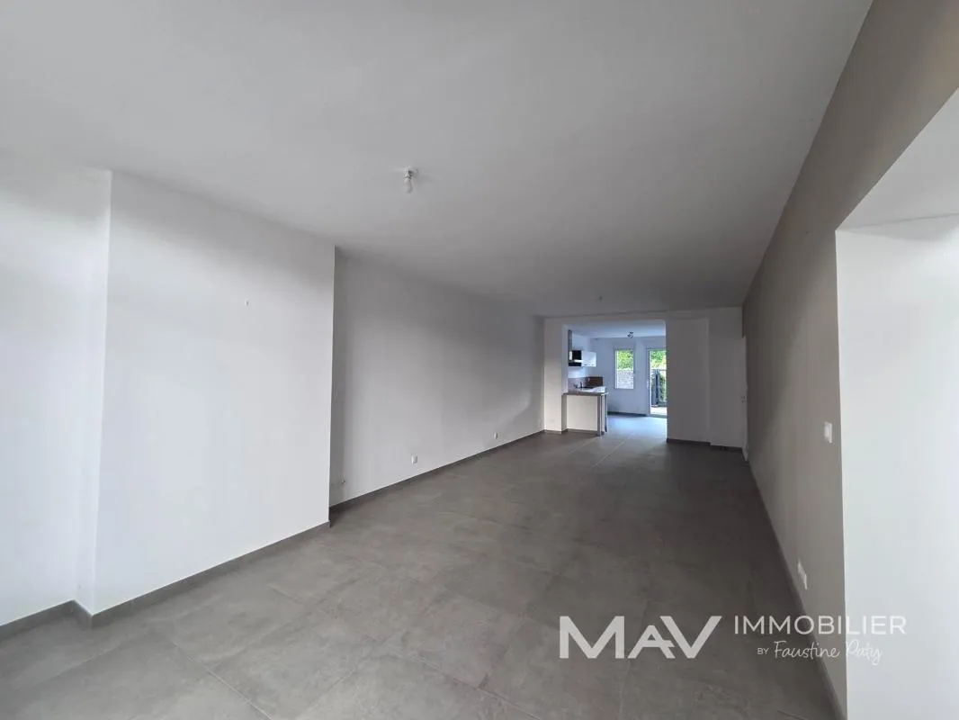 SAINT-OMER - BEL APPARTEMENT DE 122M² AVEC UNE TERRASSE