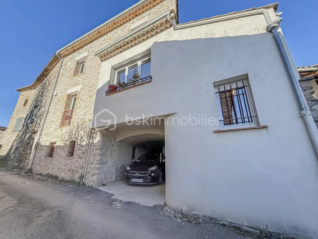 *** MAISON DE VILLAGE T4 DE 119 M² AVEC CAVE ET JARDIN – ROUSSON ***