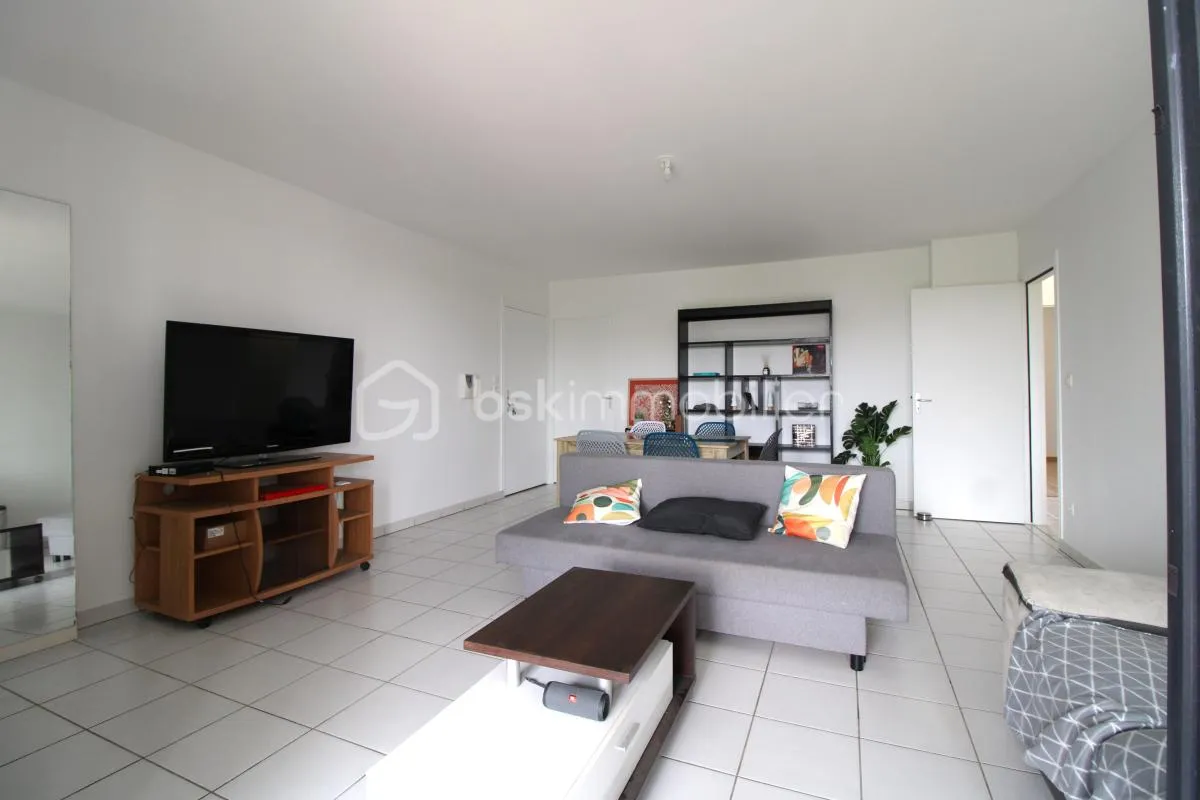 Type 4 traversant de 86 m² avec 2 BALCONS – Secteur Trois Cocus / Borderouge