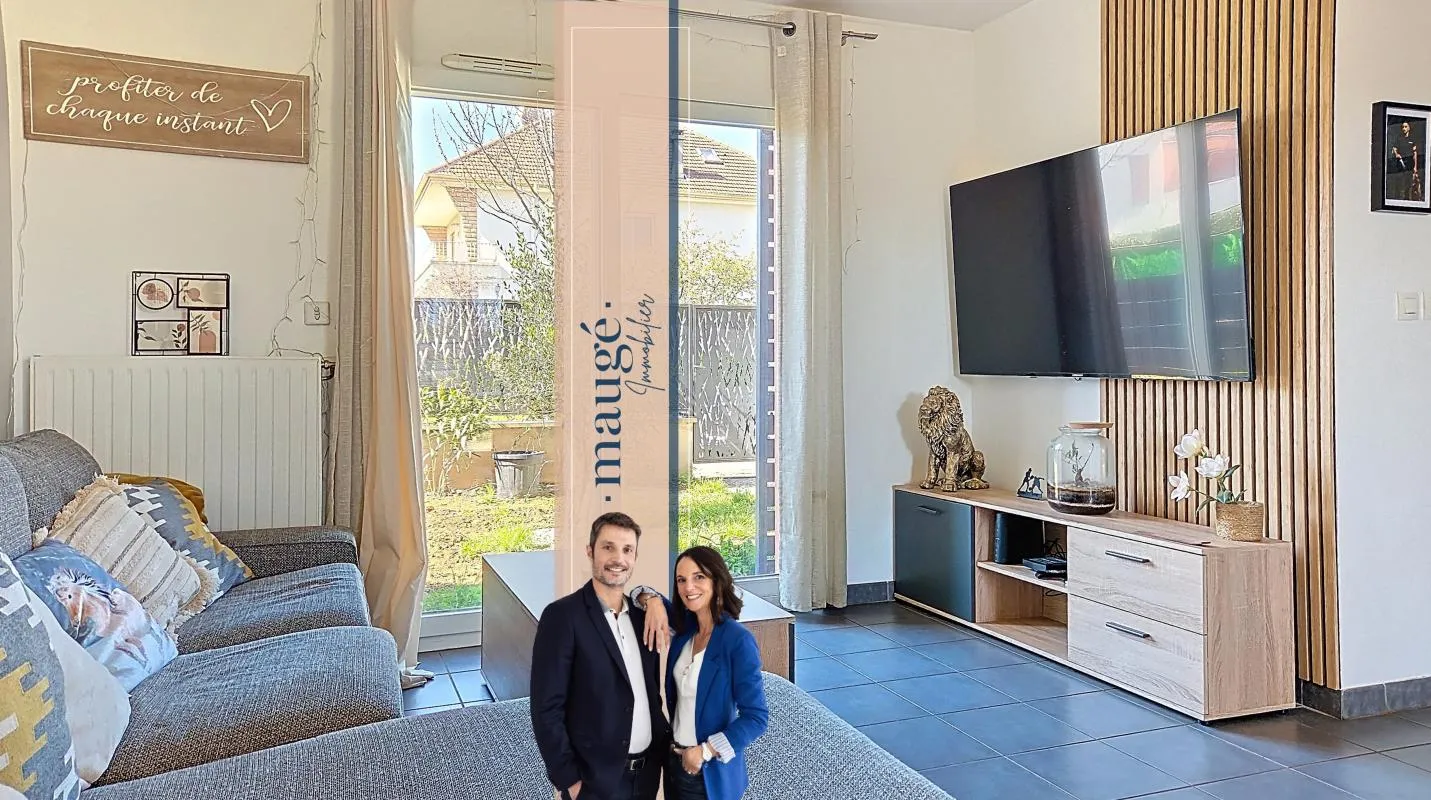 Appartement - Duplex - 3 Chambres - Jardin - Garage en sus - 2 Places de parking en sus- Au coeur du village