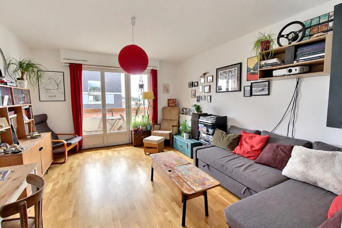 LILLE - Appartement T3 de 60m² avec balcon, garage et cave
