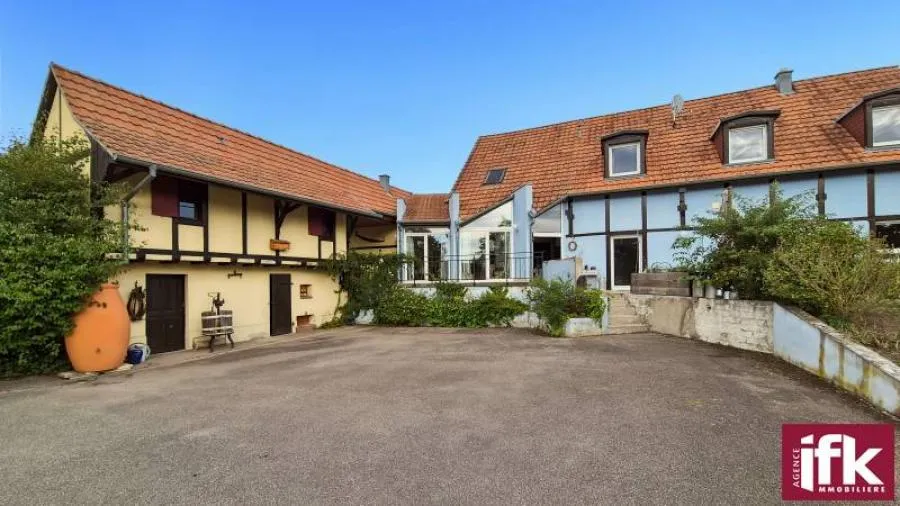 WICKERSCHWIHR : Maison de 157 m² avec dépendance sur 11 ares de terrain, DPE B