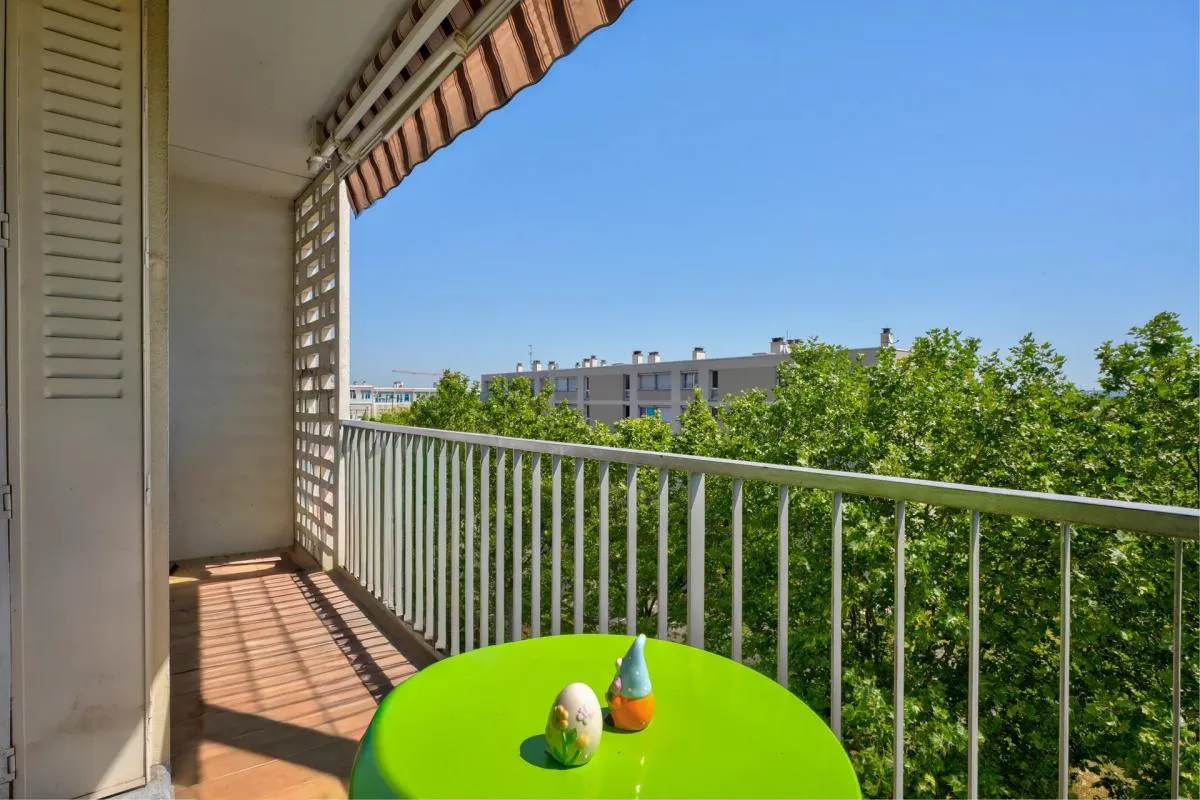 Appartement de 4 pièces d'environ 69,81 m² à Bron