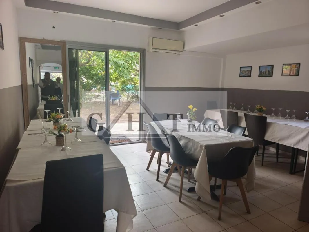 A VENDRE MUR LOCAL COMMERCIAL LOUE