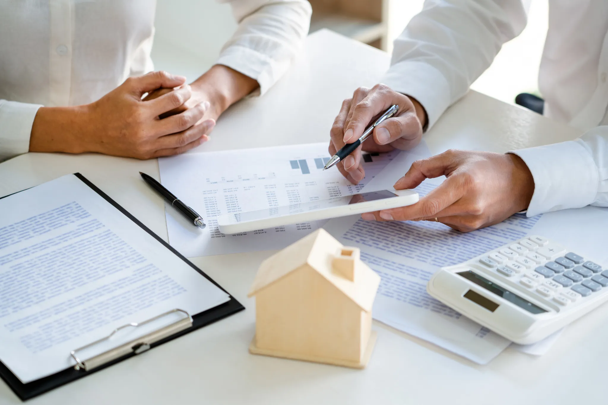 Comment mieux comprendre les démarches légales lors d'une transaction immobilière ?