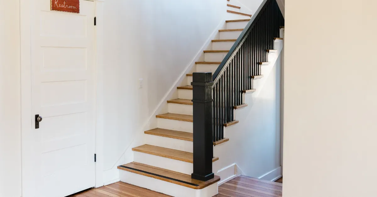 escalier-interieur-dimensions-regles-de-confort-et-securite-a-respecter