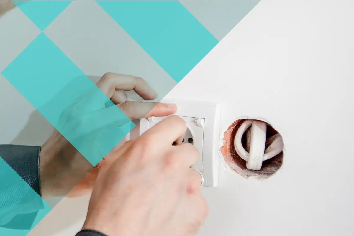 OPTILINK SERVICES, electricien à Montreuil