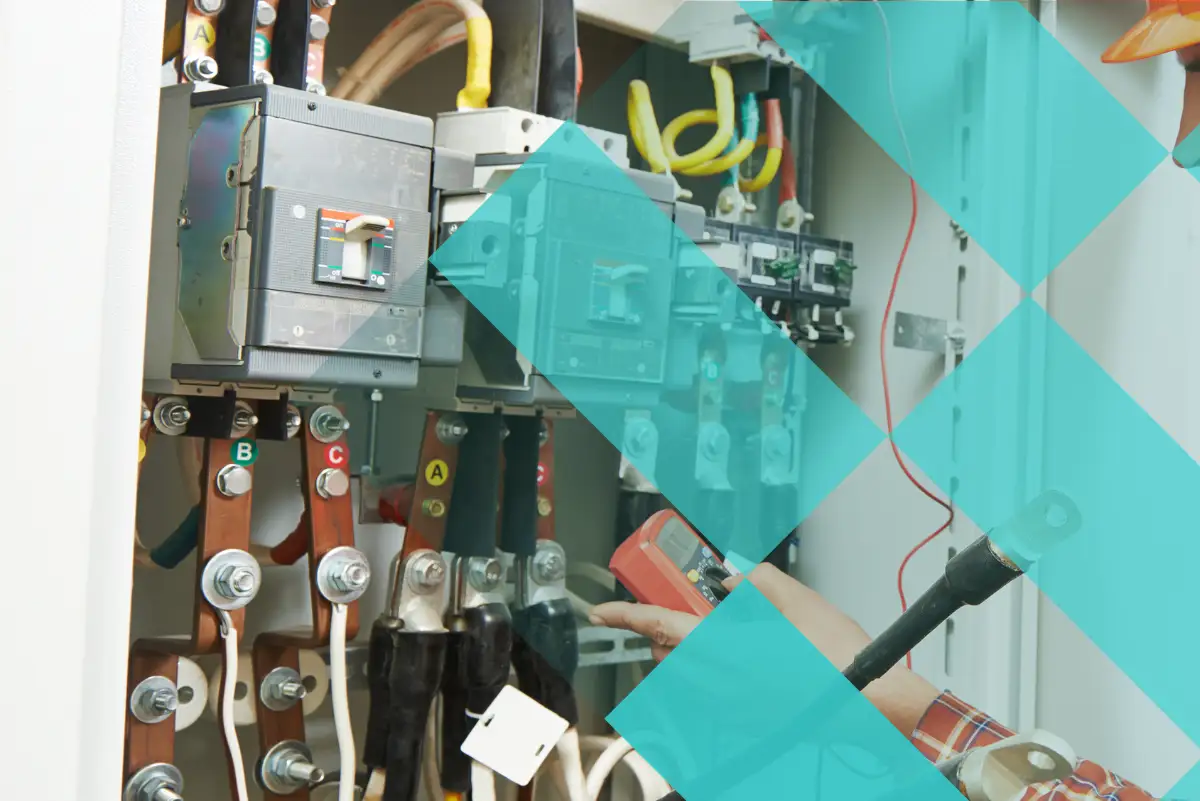 RENOVIBE, electricien à Aubagne