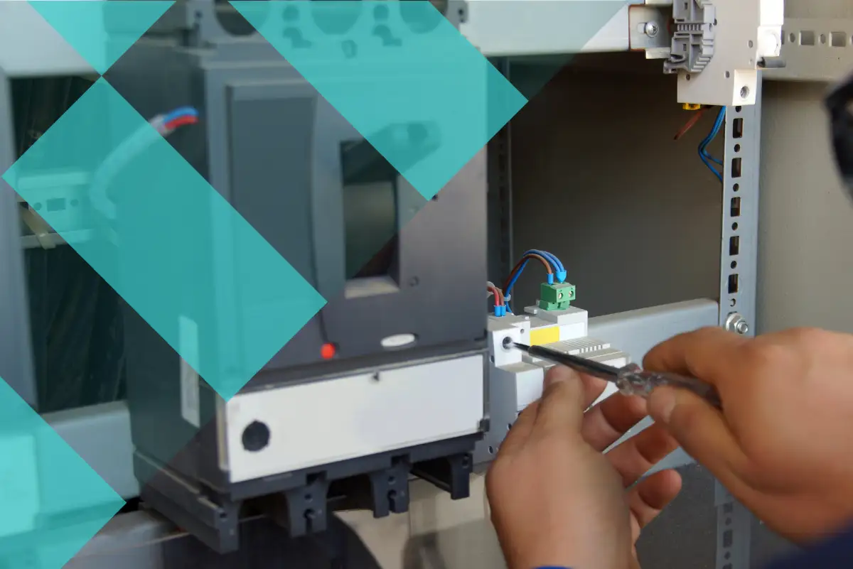 Bannière de IFC-INSTALLATION FIBRE ET CABLE