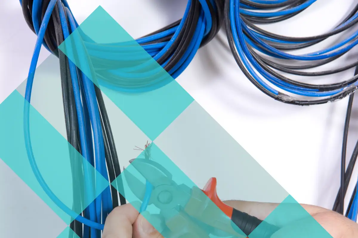Image de fond de l'entreprise MS ELECTRICITE