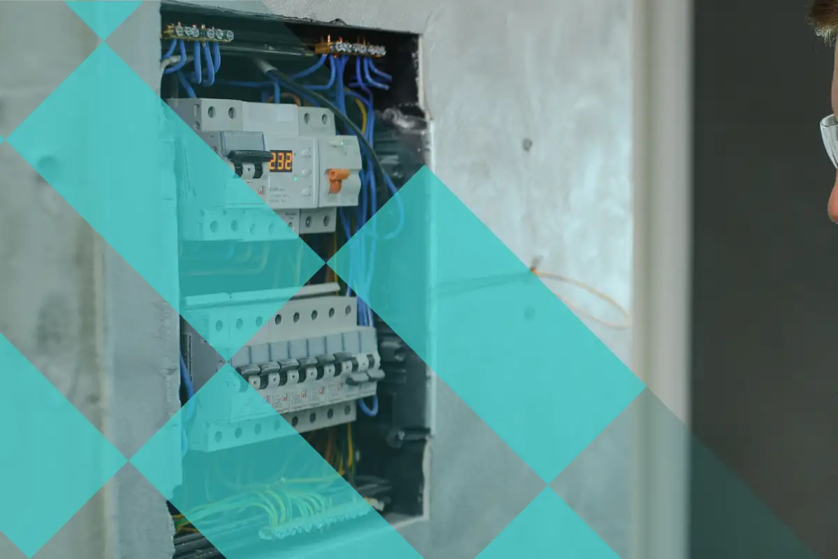 AMXE, electricien à Sartrouville