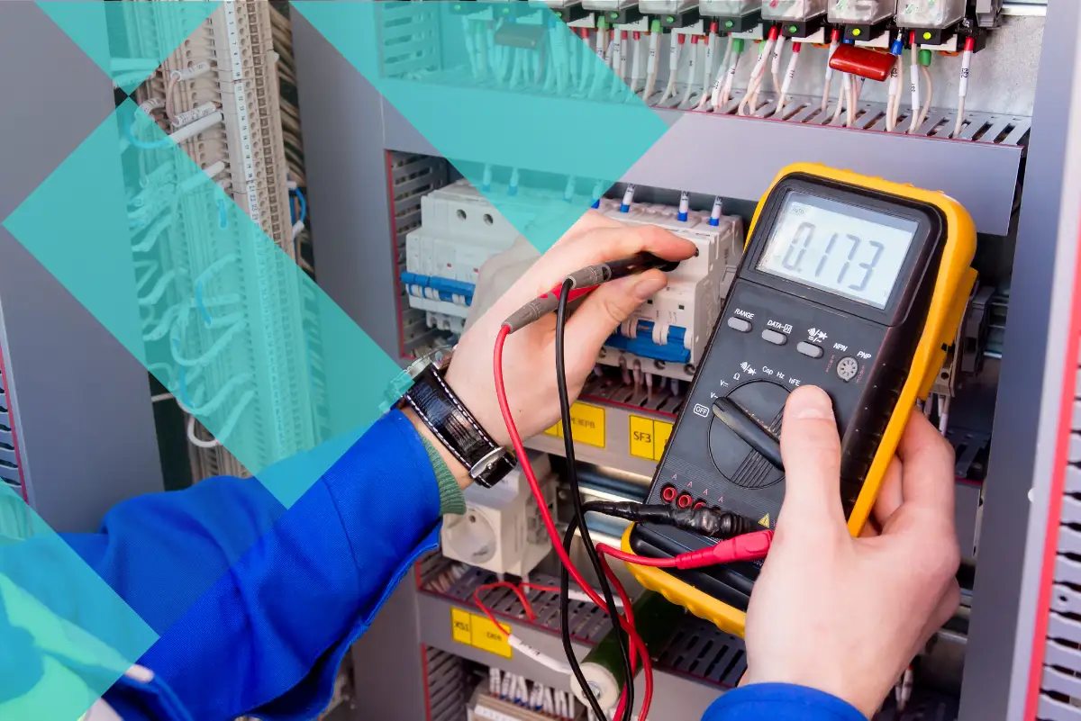 PCTECH, electricien à Paris